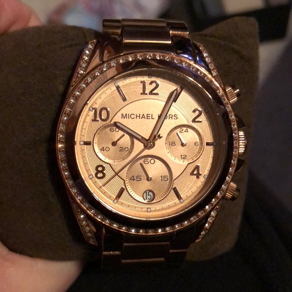 MK watch
